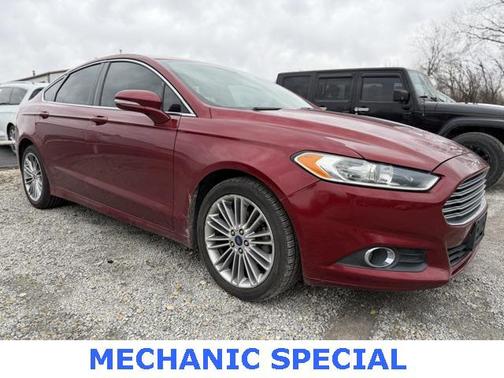 2014 Ford Fusion SE