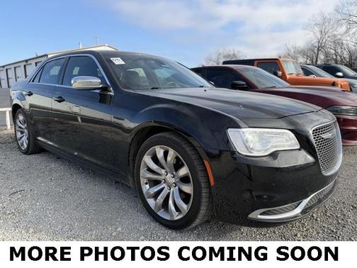 2018 Chrysler 300 Touring