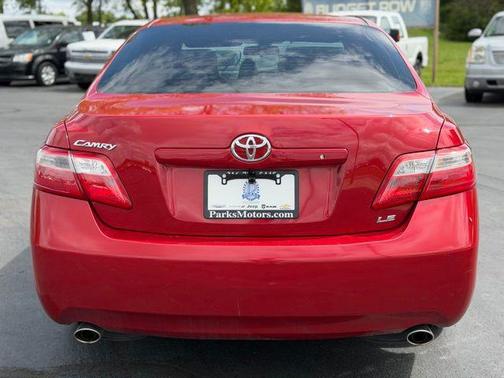 Barcelona Red Metallic 2009 Toyota Camry LE