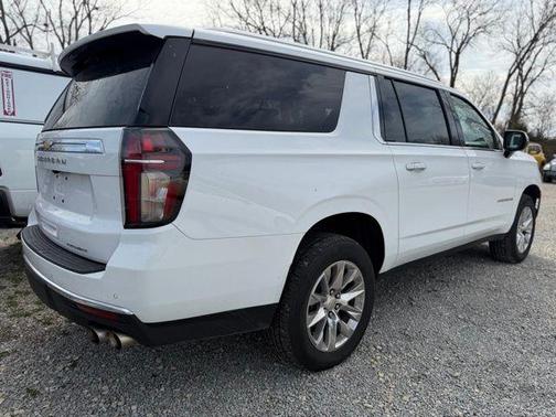2023 Chevrolet Suburban Premier