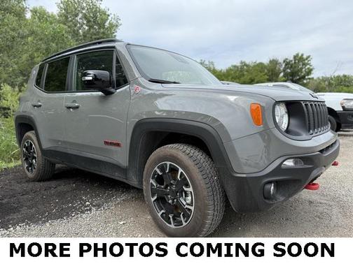 2023 Jeep Renegade Trailhawk