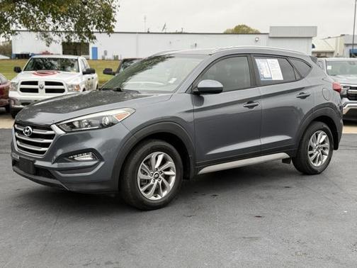 2018 Hyundai TUCSON SEL