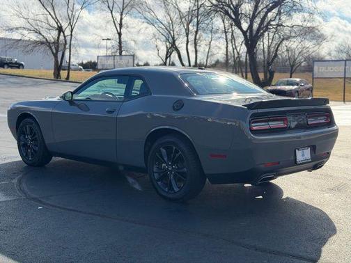 2023 Dodge Challenger SXT