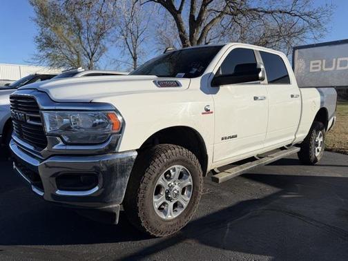 2019 RAM 2500 Big Horn Crew Cab 4x4 6'4' Box