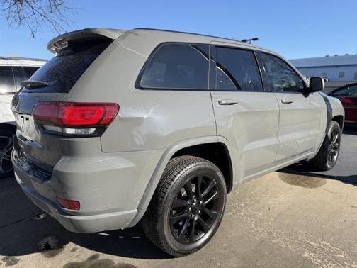 2019 Jeep Grand Cherokee Altitude
