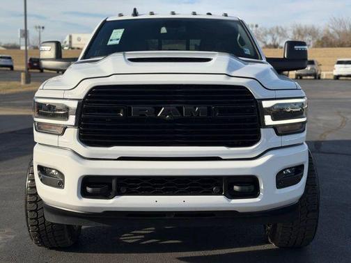 2024 RAM 2500 Laramie Crew Cab 4x4 6'4' Box