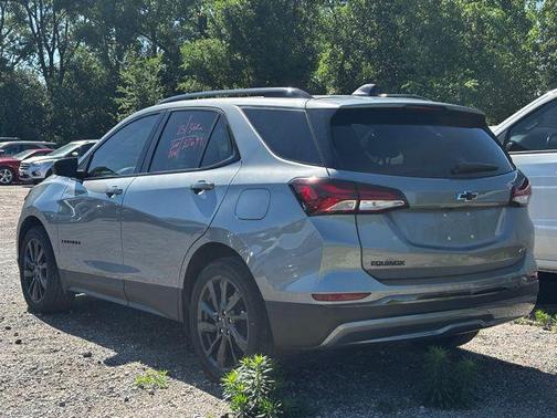 Sterling Gray Metallic 2023 Chevrolet Equinox FWD RS