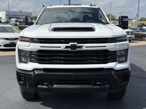 2026 Chevrolet Silverado 2500 Custom