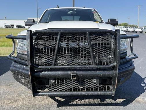 2020 RAM 2500 Tradesman Crew Cab 4X4 6'4' Box