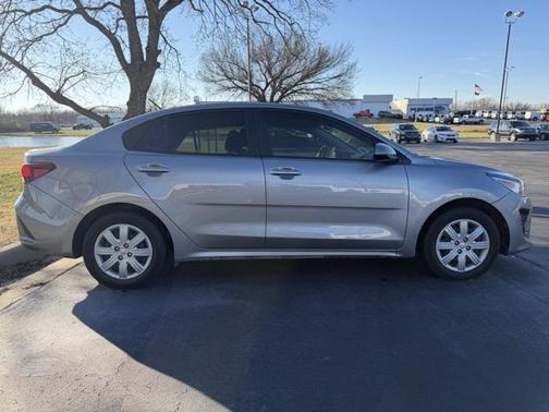 2022 Kia Rio S