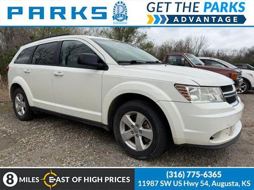 White 2014 Dodge Journey SE