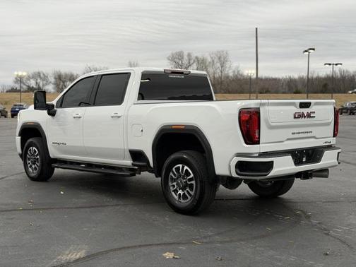 2022 GMC Sierra 2500 AT4