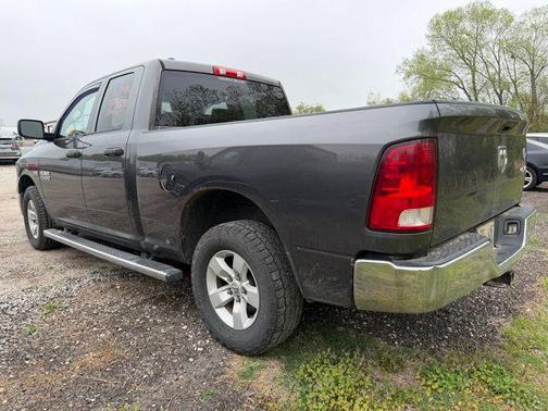 Granite Crystal Metallic Clearcoat 2016 RAM 1500 Tradesman