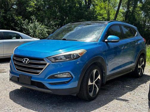 Caribbean Blue 2016 Hyundai TUCSON Limited