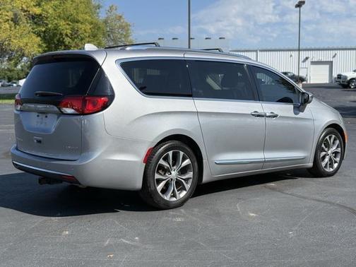 2018 Chrysler Pacifica Limited