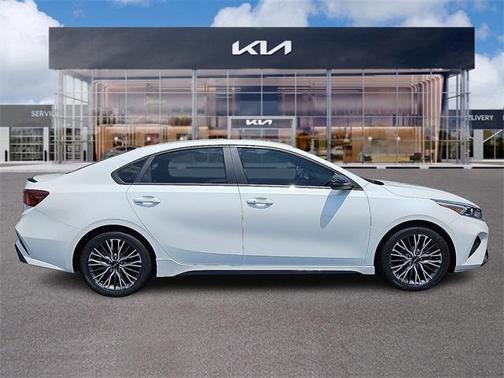 2022 Kia Forte GT-Line