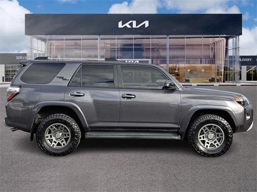 2018 Toyota 4Runner Sport