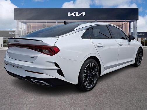 Glacial White Pearl 2024 Kia K5 GT-Line