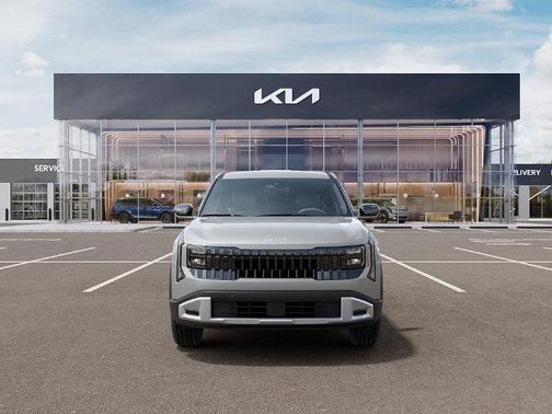 Ivory Silver 2027 Kia Seltos S