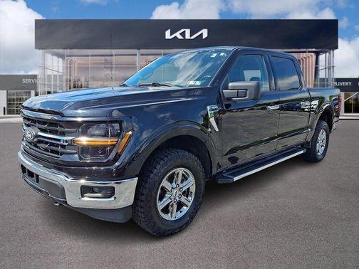 Black Metallic 2025 Ford F-150 XLT