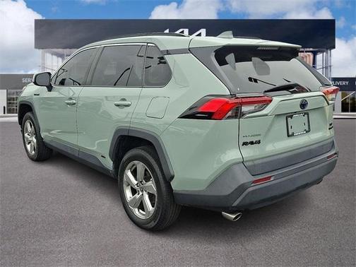2021 Toyota RAV4 Hybrid XLE Premium