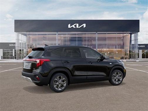 2025 Kia Seltos LX