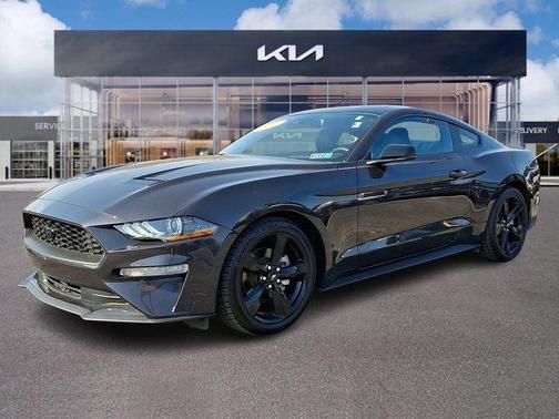 2022 Ford Mustang EcoBoost Premium