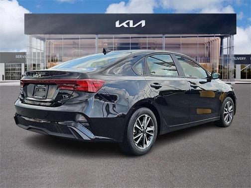 2022 Kia Forte LXS