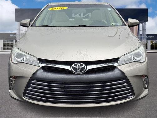 2016 Toyota Camry XLE