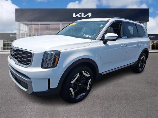 2023 Kia Telluride S