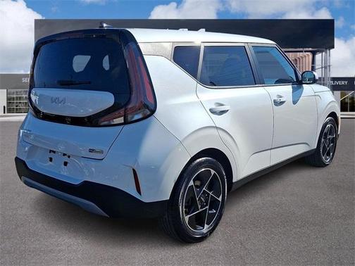 2023 Kia Soul EX