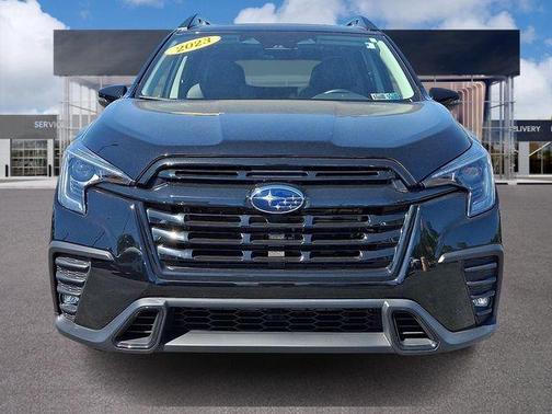 Crystal Black Silica 2023 Subaru Ascent Onyx Edition