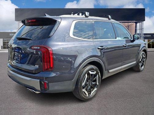 Metal 2025 Kia Telluride S