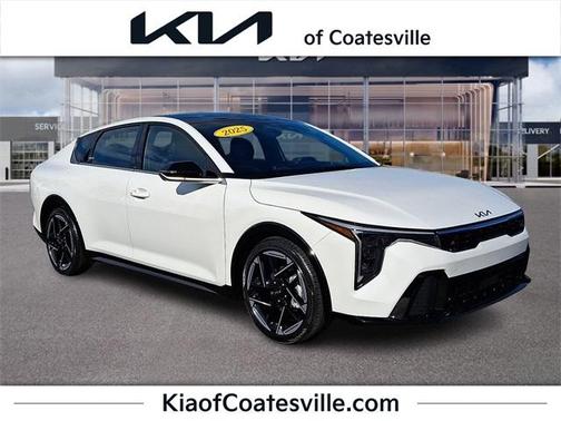 2025 Kia K4 GT-Line