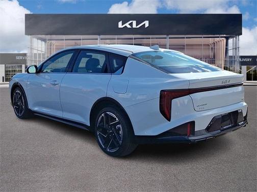 2025 Kia K4 GT-Line