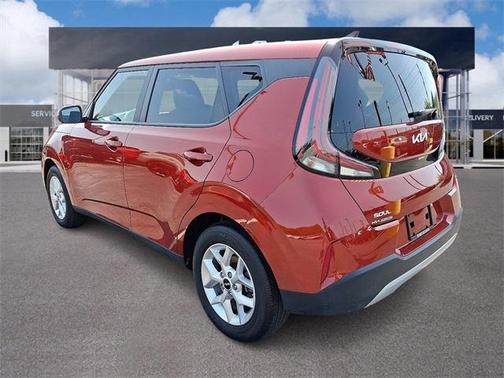 2025 Kia Soul LX