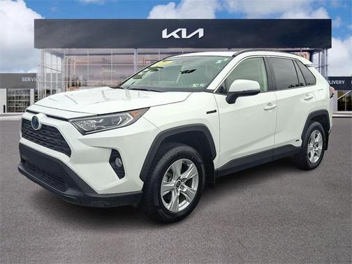 2021 Toyota RAV4 Hybrid XLE
