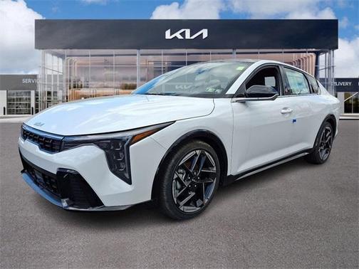 2025 Kia K4 GT-Line