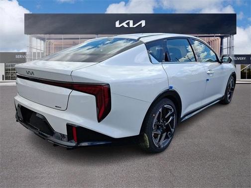 2025 Kia K4 GT-Line