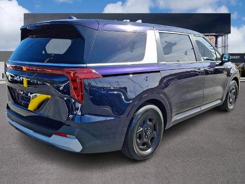 Deep Chroma Blue 2026 Kia Carnival LXS