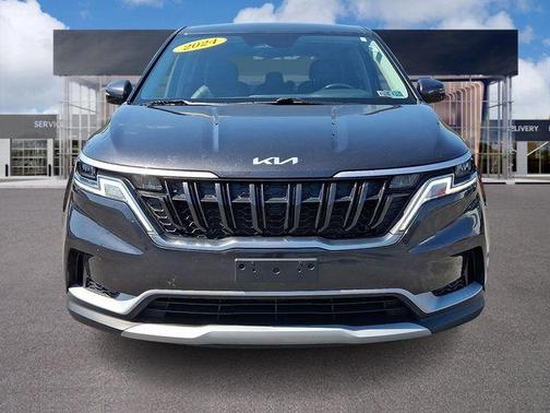 Metal 2024 Kia Carnival LX Seat Package