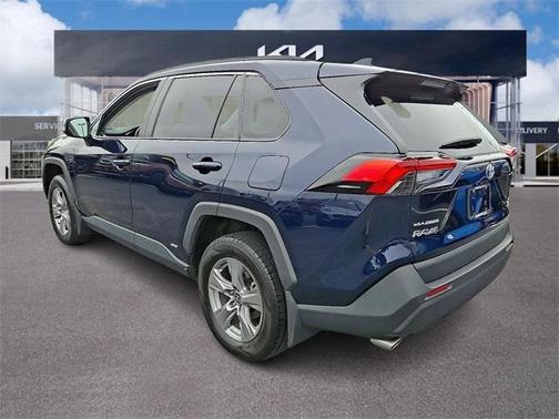 2023 Toyota RAV4 Hybrid XLE