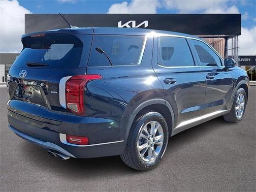 2022 Hyundai PALISADE SE