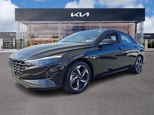 2023 Hyundai ELANTRA SEL