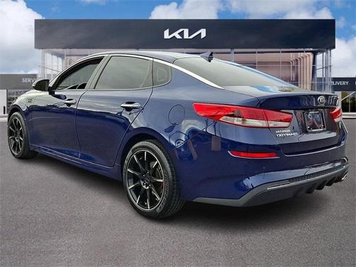 2020 Kia Optima LX