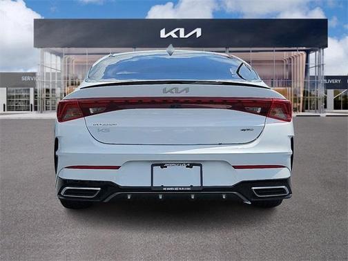 2024 Kia K5 GT-Line