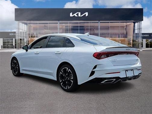 2024 Kia K5 GT-Line