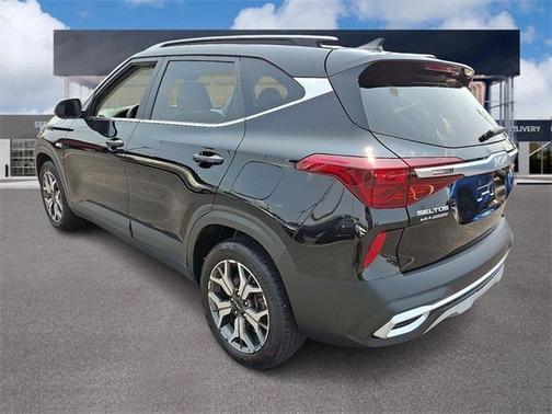 2022 Kia Seltos EX