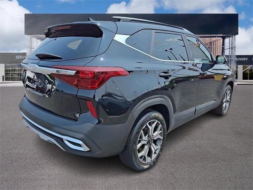 2022 Kia Seltos EX