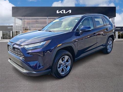 2022 Toyota RAV4 Hybrid XLE